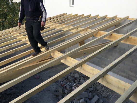 Charpentier Angoulême 16000